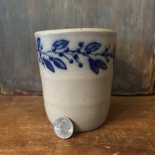 Vintage Salmon Falls Pottery (Dover, NH) Tumbler in Blueberry Vine Pattern Vintage Salmon Falls Pottery (Dover, NH) Tumbler in Blueberry Vine Pattern