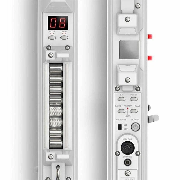 Akai EWI5000 Professional Electronic Wind Instrument White - Image 3 of 3