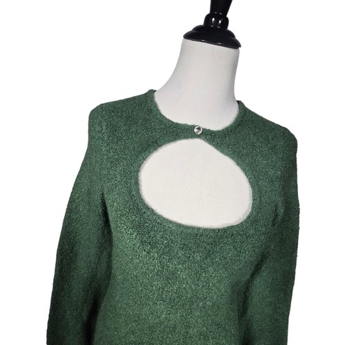 Moda International Large Green Keyhole Sweater - Picture 2 of 7