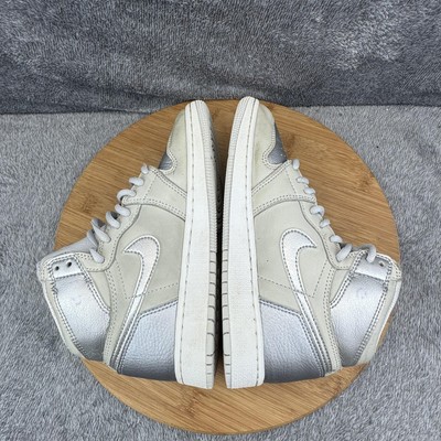 おつページ Nike Jordan 1 Retro High OG Shoes Boys Size 4Y Basketball 575441