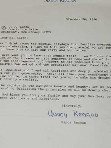 NANCY REAGAN SIGNED LETTER NOV.26,1986 TO G.P. KIRCH auto Pen - Picture 3 of 4
