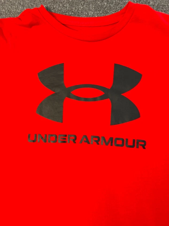 Camisa Under Armour Para Hombre M Roja Negra Manga Corta Calce Suelto Foto 2 de 4