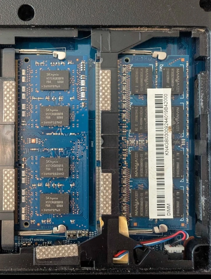 Portátil con pantalla táctil A Great Aspire V5-571 con juegos de valor - LEER Foto 4 de 4