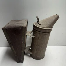 Antique Bee Hive Smoker. Works, Great Condition.Appr. 11" Tall.
