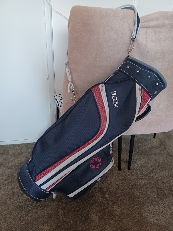 TZ GOLF - Cleveland Golf 7 Way 6 Pocket Bloom Ladies Cart Bag w
