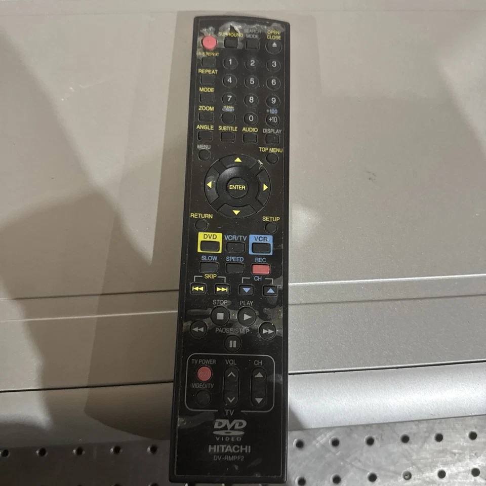 Hitachi DV-PF2U MP3 JPEG Reproducción DVD DVD-R CD VCR Combo Grabadora con Control Remoto Foto 4 de 4