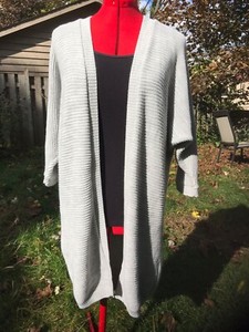 boohoo grey cardigan