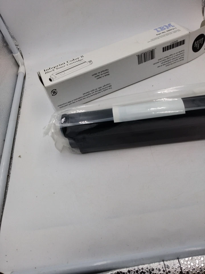 Genuine IBM 02N7211 INFOPRINT COLOR 8 TONER BLACK (1) use in Infoprint Color 8 P - Image 4 of 4