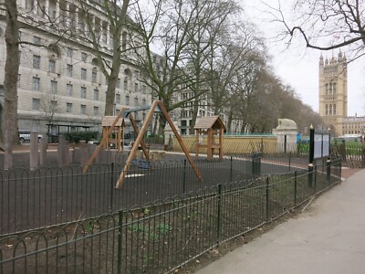 Foto 12x8 Victoria Tower Gardens Spielplatz Westminster c2015