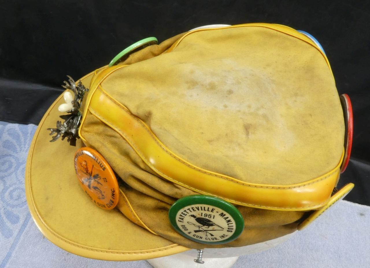 195080 Lot Fayetteville Manlius Rod & Gun Club Elk Crossed Guns Pin