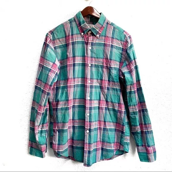 Plaid shirt hotsell business casual