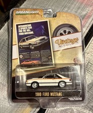 Greenlight Vintage Ad Cars 1980 Ford Mustang WHITE 1:64 Diecast car 39060 D