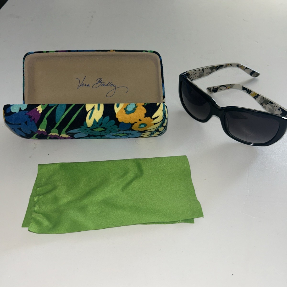 vera bradley sunglasses and case | eBay display picture 3