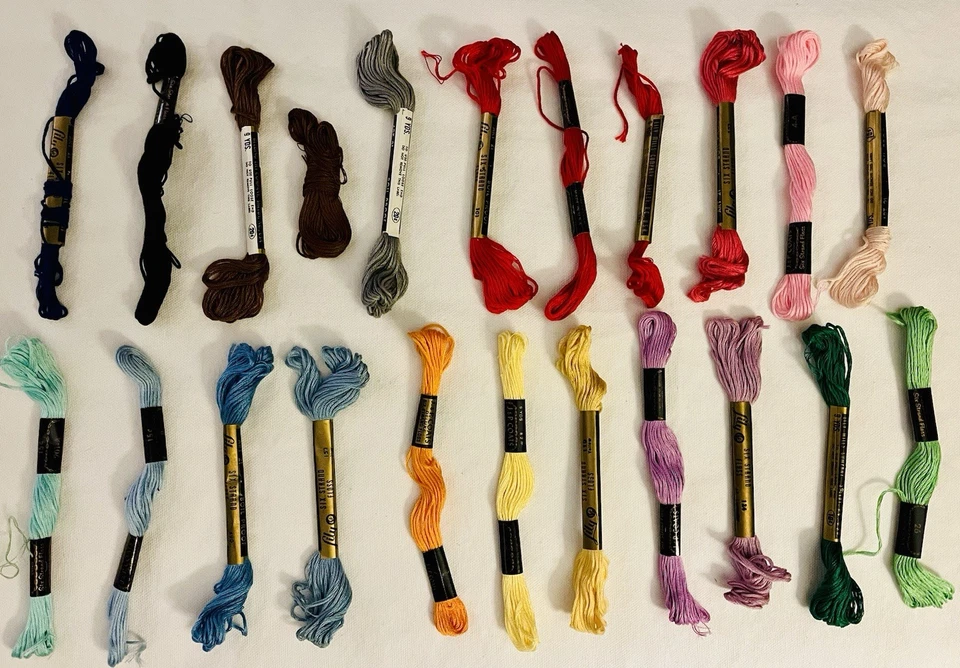 Big Lot of 21 Vtg Embroidery Floss Thread & 5 Yarn Lily J&P Coates Many Colors - Image 3 of 4