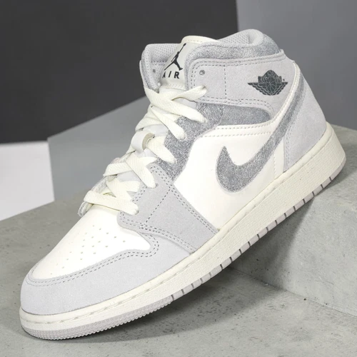 Nike Air Jordan 1 Mid SE (GS) Neutral Gray Sail Smoke Gray FQ8088-002 NEW