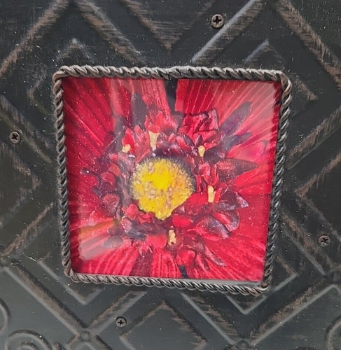 Pair ofHobby Lobby Picture Frames - Hanging or Tabletop Floral Images 3x3 photos - Picture 5 of 11