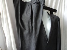 Bachrach  2 BTN Gray Pinstripe  sz 43 L  SUIT PLEATED 40 X 31