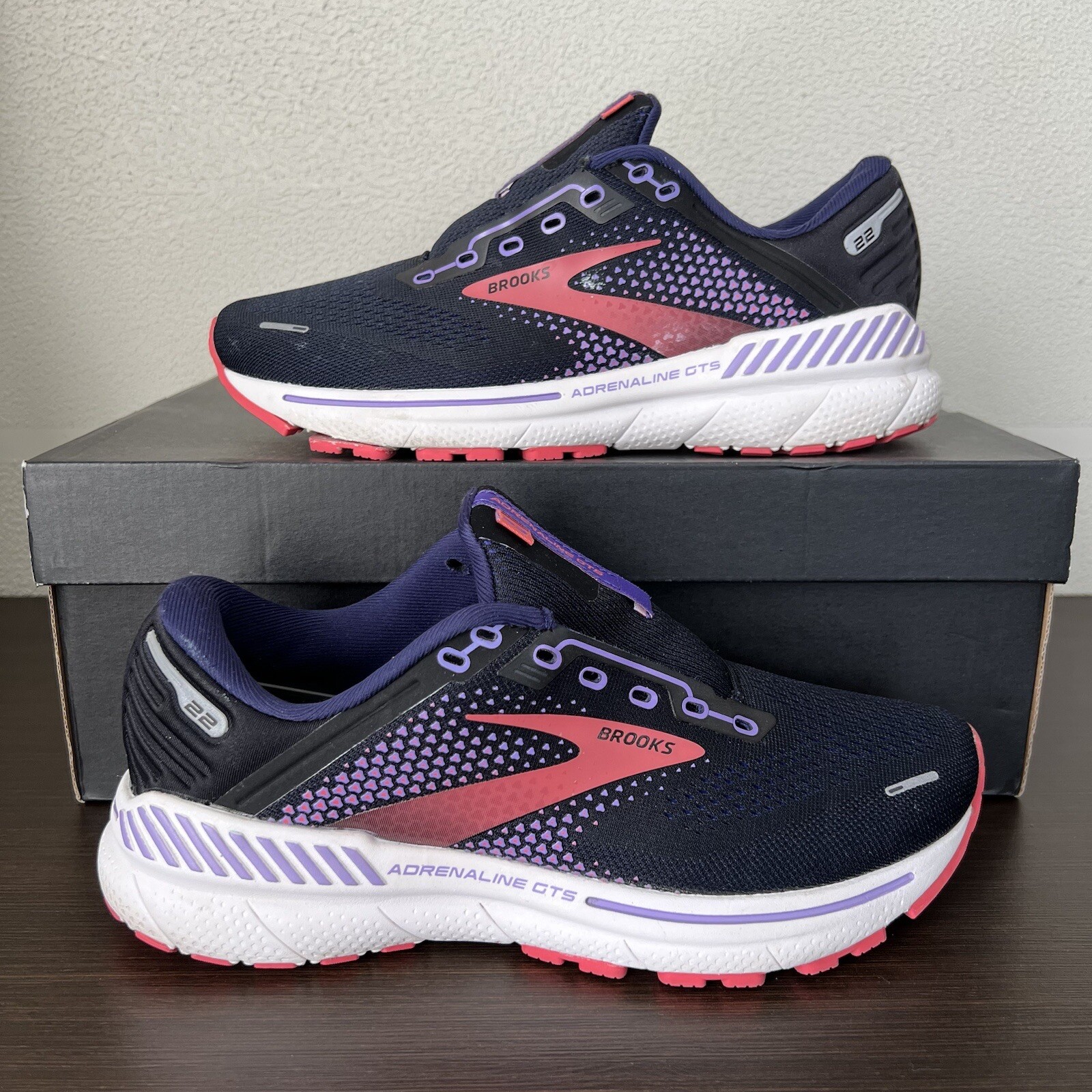 Brooks Adrenaline GTS 22 Negro Coral Zapatos para Correr 1203531B080 Mujer’s ...