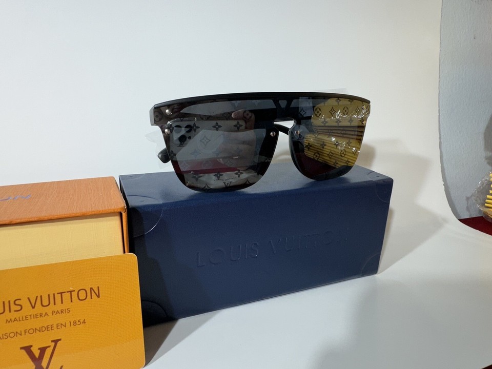 Louis Vuitton Men LV Waimea Sunglasses Black Monogram Logo Z1082E