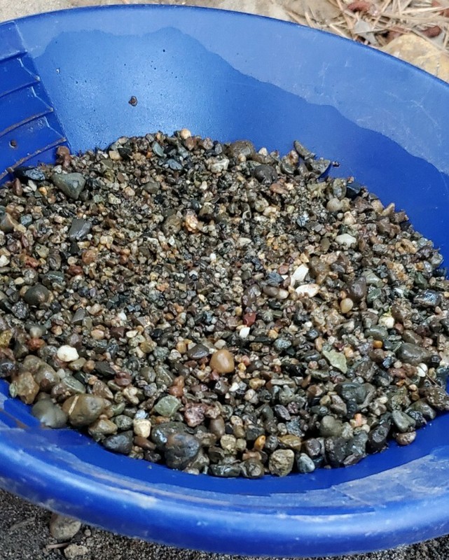 Gold Paydirt Raw Panning Material 4 Lbs. Guaranteed Unsearched Gold Gemstones A+