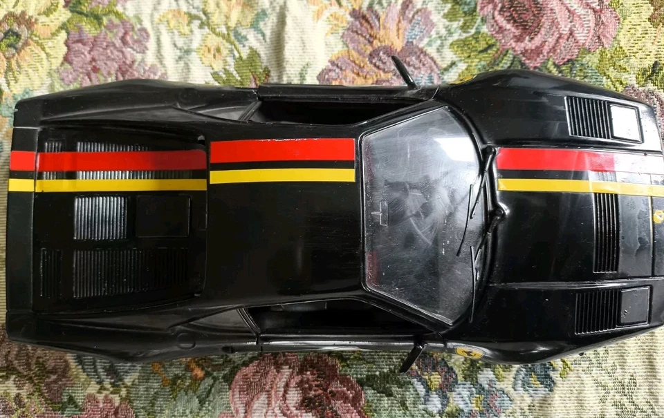 Modellino Auto Ferrari GTO 1984 Polistil 1/16 Vintage DieCast - Nera - Immagine 3 di 4