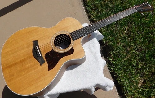 Taylor 214ce Grand Auditorium Acoustic/Electric Guitar 2025 Walnut Back & Sides