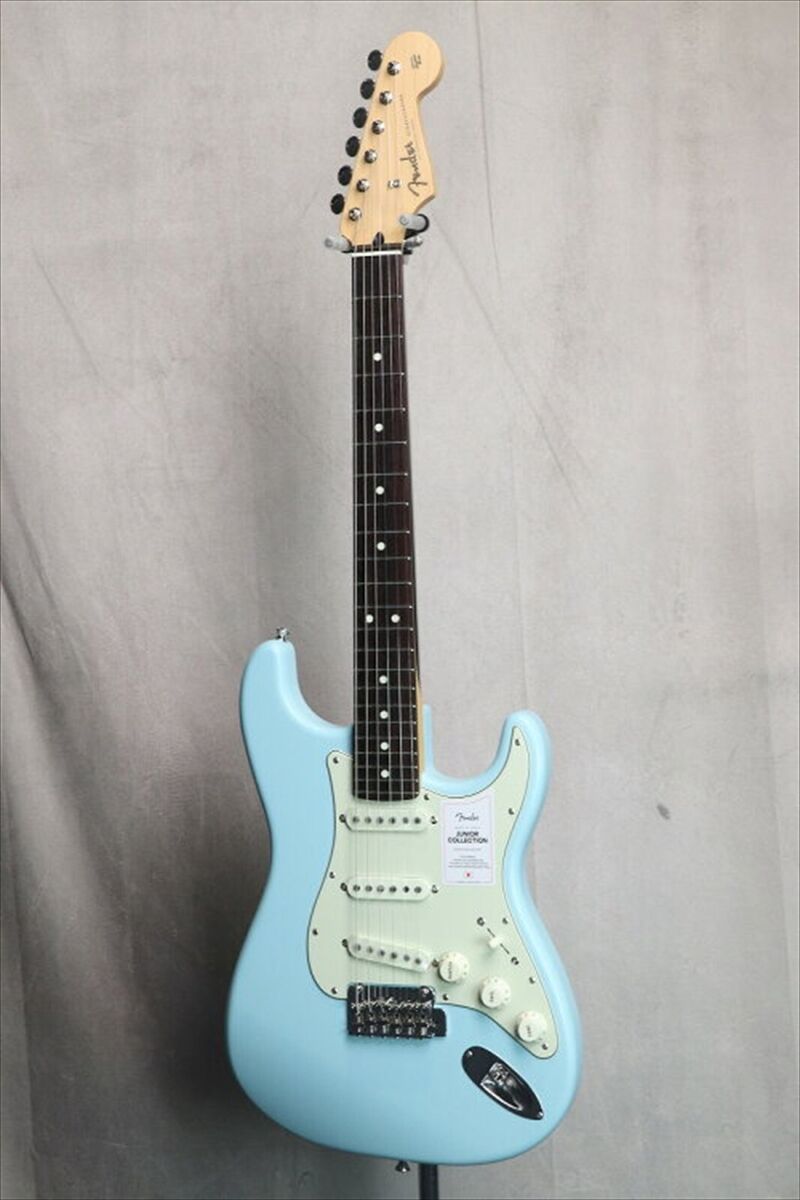 Fender Made in Japan Junior Collection Stratocaster Satin Fender Made in Japan Junior Collection Stratocaster Satin