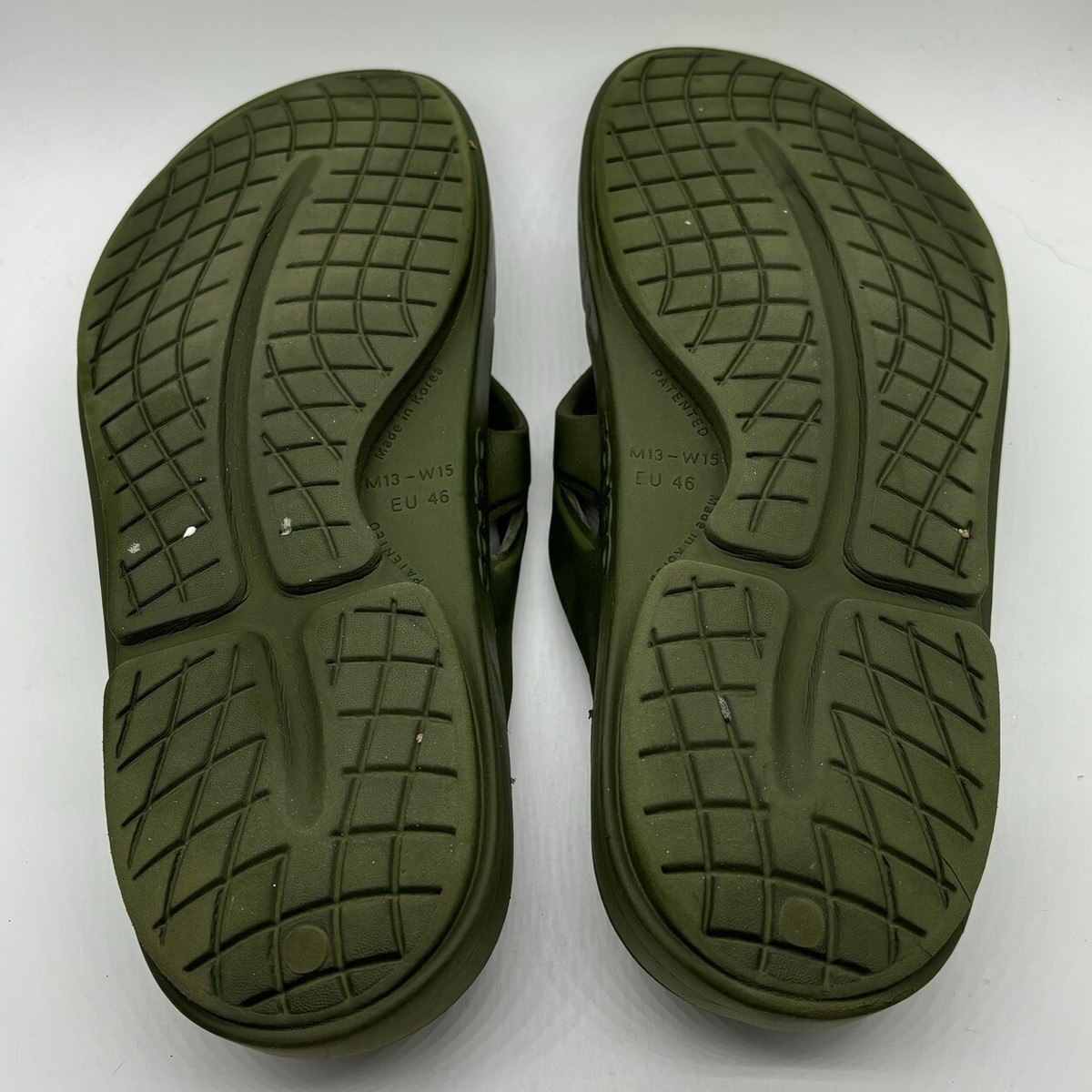 OOFOS ooriginal Unisex Forest Green Flip Flops Thong Sandal  display picture 3