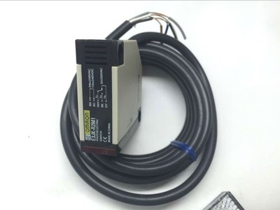 1PC  E3JK-R2M1 24-240VAC/DC Photoelectric Switch
