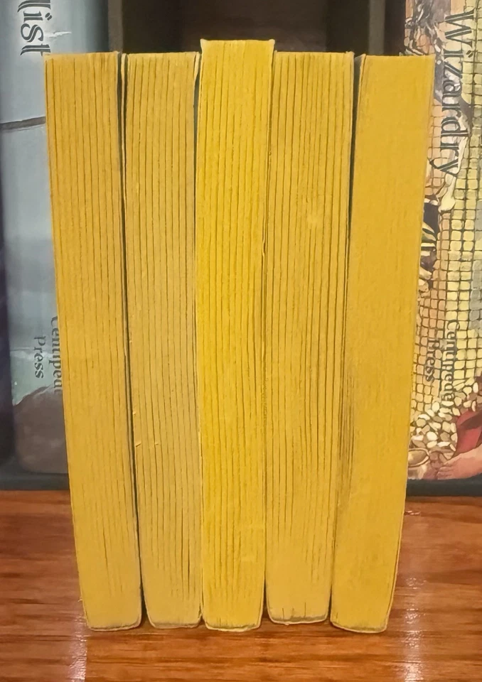 Elric Saga - Michael Moorcock DAW Paperbacks 1976 & 1977 - Melnibone - Image 4 of 4