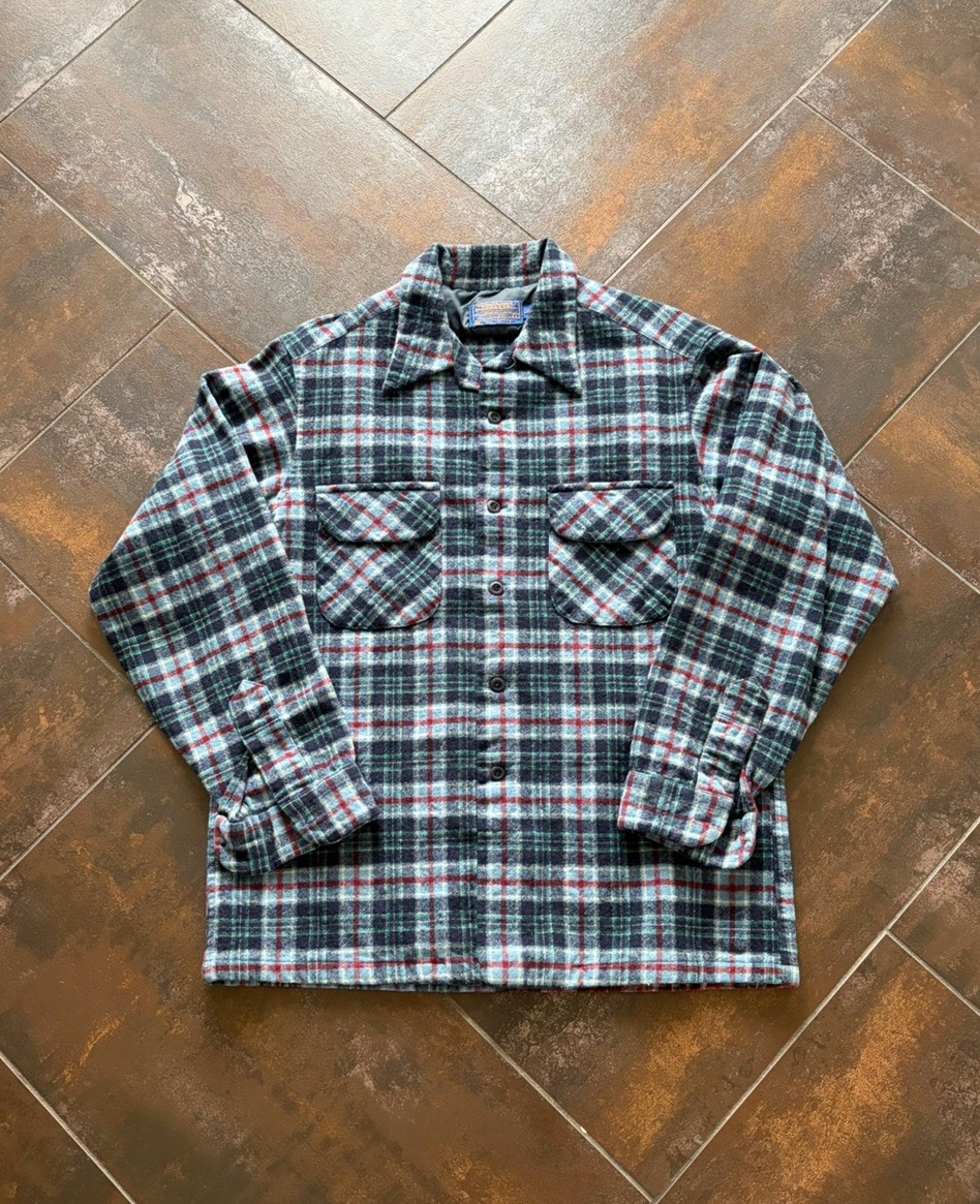 True Vintage Pendleton Loop Collar Flannel Wool B… - image 1