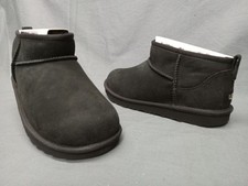 UGG Australia Girls Classic Ultra Mini Boots Pull-On Black Size 6 NEW IN BOX
