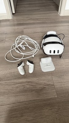 Meta Quest 3 - 512gb with Multiple Accessories (Ultimate Bundle)