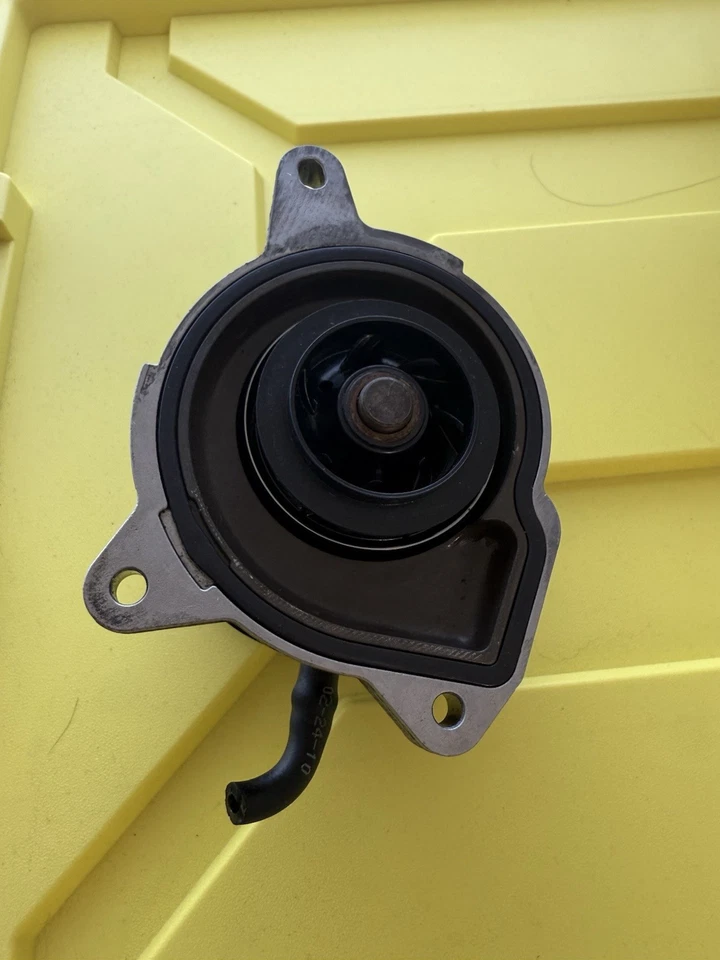Volkswagen Polo TSI Water Pump and Pulley — 第 2/2 张图片