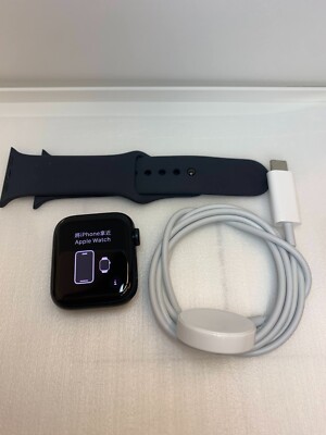 Apple Watch (SE) 2nd Gen. 40mm Black Aluminum w/ Black Sport Cellular - Open Box