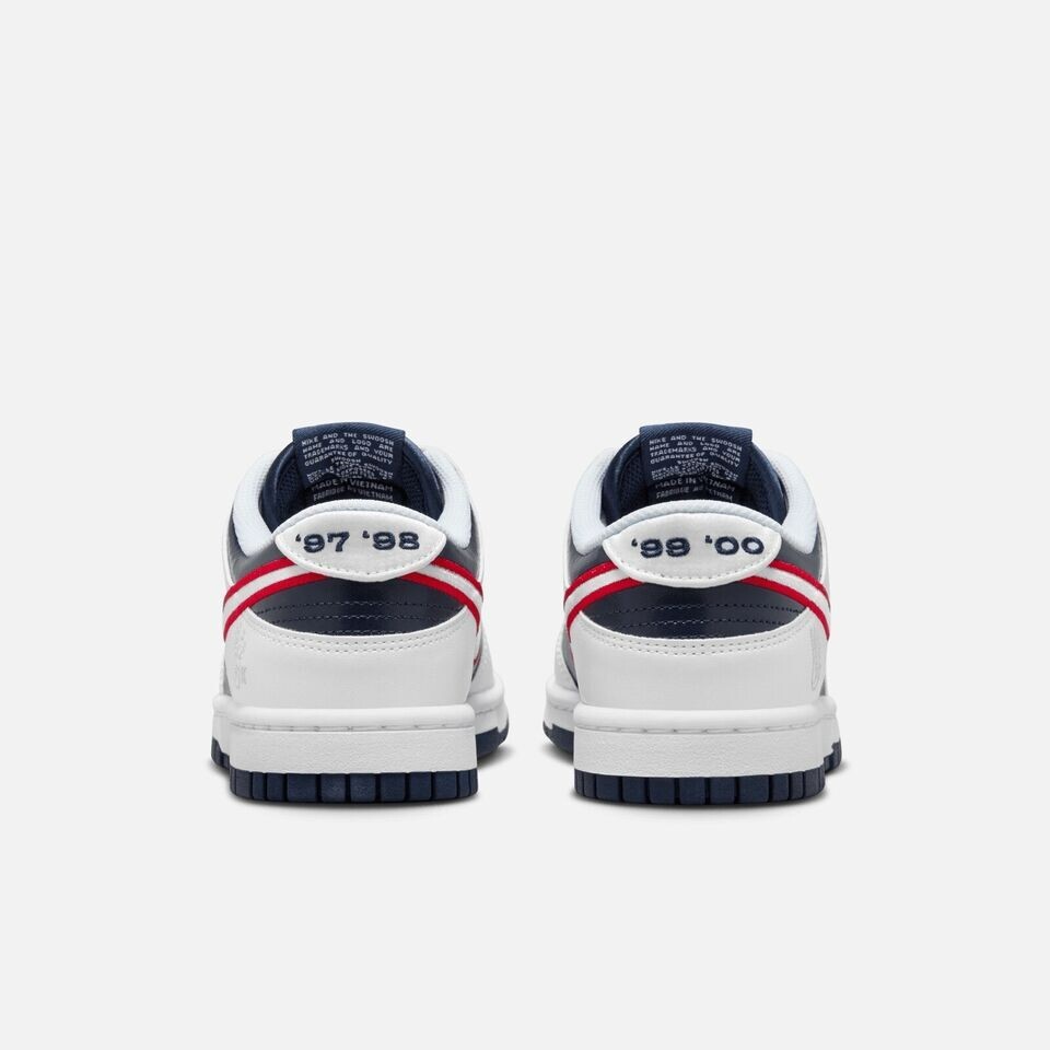 NEW Nike Dunk Low PRM Women's Size 7.5 White/University Red NEW Nike Dunk Low PRM Women's Size 7.5 White/University Red