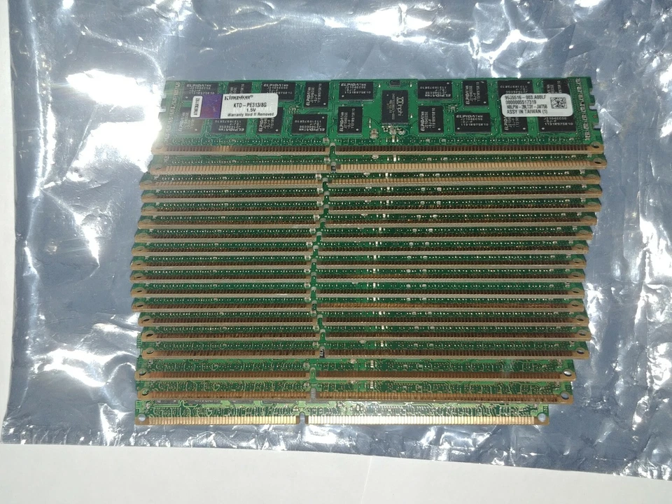 Kingston KTD-PE313/8G ECC Server Ram Arbeitsspeicher 18 Stück