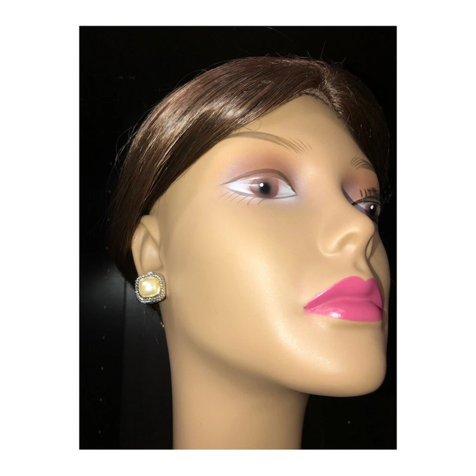 Серьги-гвоздики с перламутровым зажимом 12 мм двухцветные позолоченные - Изображение 3 из 4