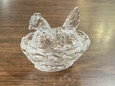 Miniature Crystal Hen on the Nest Salt Cellar 