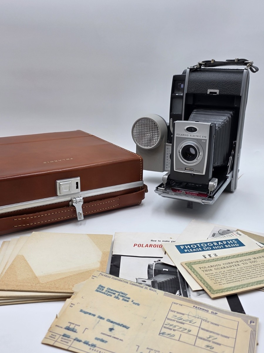 Vintage Polaroid Electric Eye Land Camera Model 900 w/ Original