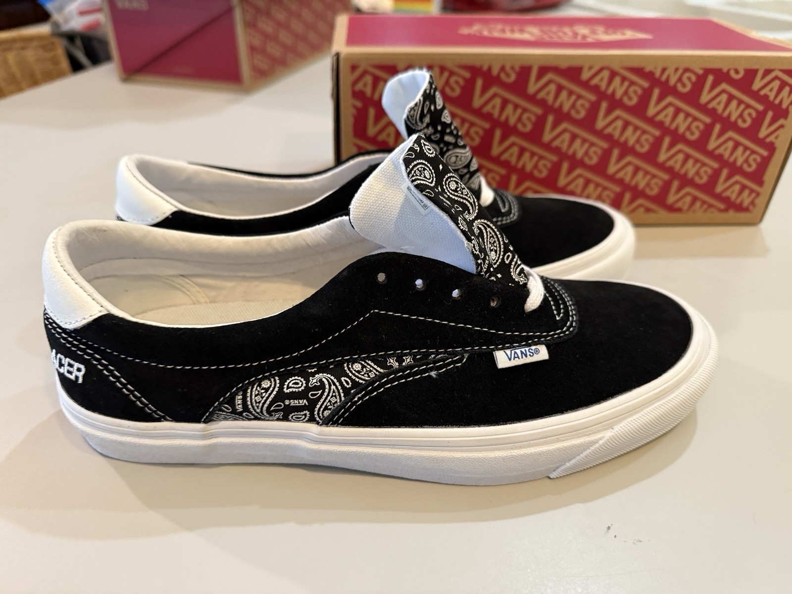 Size 9 Men’s - Vans Acer Ni SP Bandana - Black