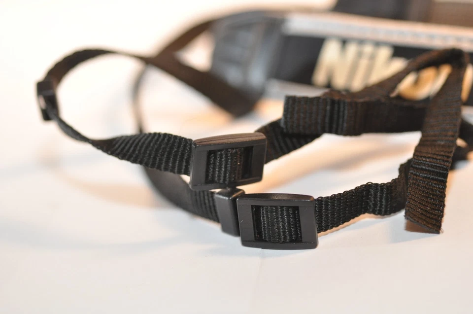 Hombro de cámara Nikon clásico suave borde negro/gris para FM2 N80 F3 FA FM2n F100 Foto 3 de 3