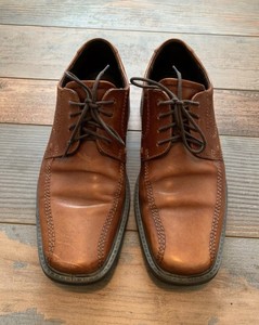 ecco cairo apron toe derby