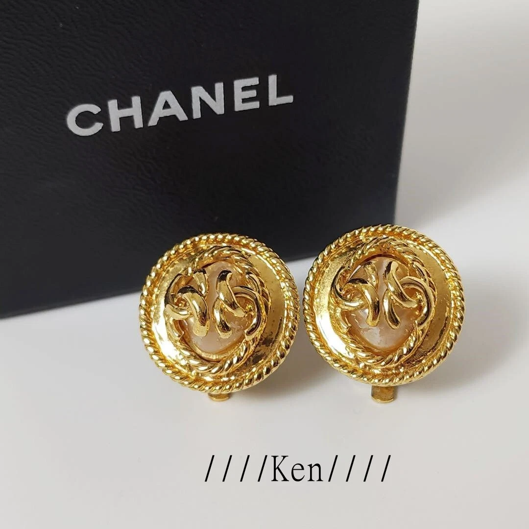 CHANEL Earrings AUTH Coco Logo Mark CC Clip on Gold Fake Pearl　F/S