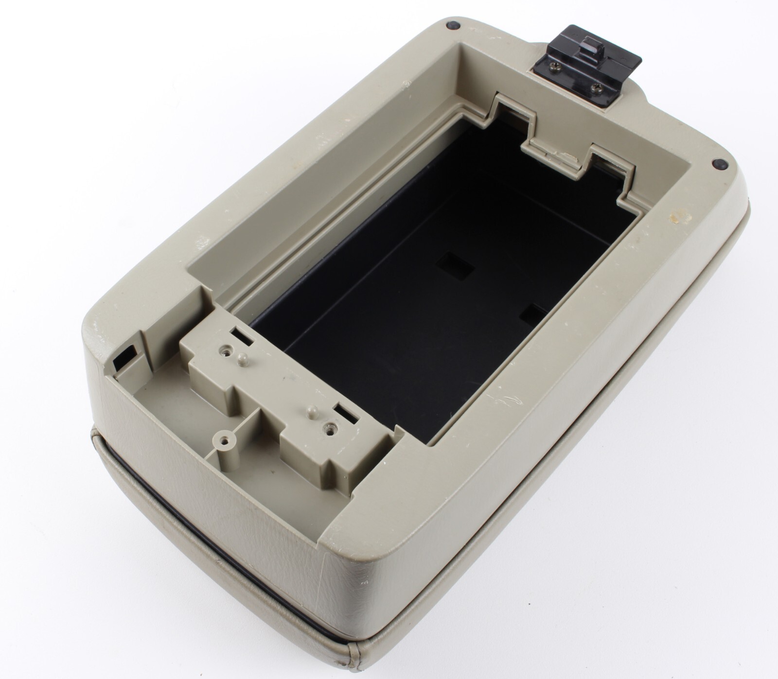 19962000 Nissan Pathfinder Center Console Lid Armrest Assembly TAN