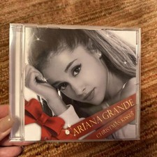 USED Ariana Grande / Christmas Kisses CD