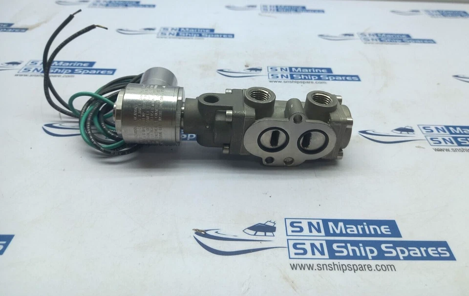 Versa CGS-4332-316-NE1-PC-ST-XX-D024 Four-Way Solenoid Valve CGS4332318 - Image 4 of 4