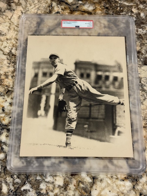 Carl Hubbell 1930's Type 1 Signed Original Photo PSA DNA Authentic Rare Auto