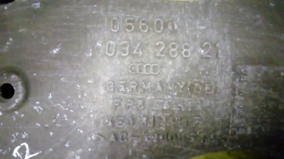 Brazo de suspensión trasero derecho e izquierdo AUDI A8 GENUINO Número de pieza: 03428921 Foto 4 de 4