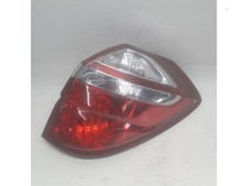 Feu arrière Subaru OUTBACK